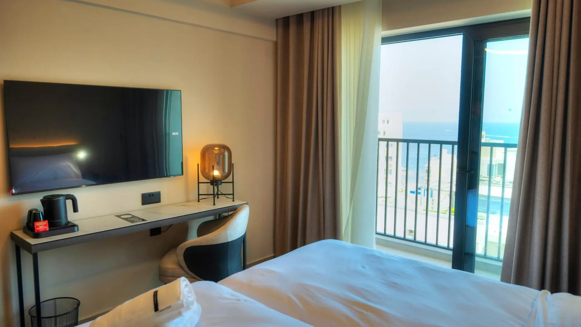 Aste Hotel San Ġiljan Malte