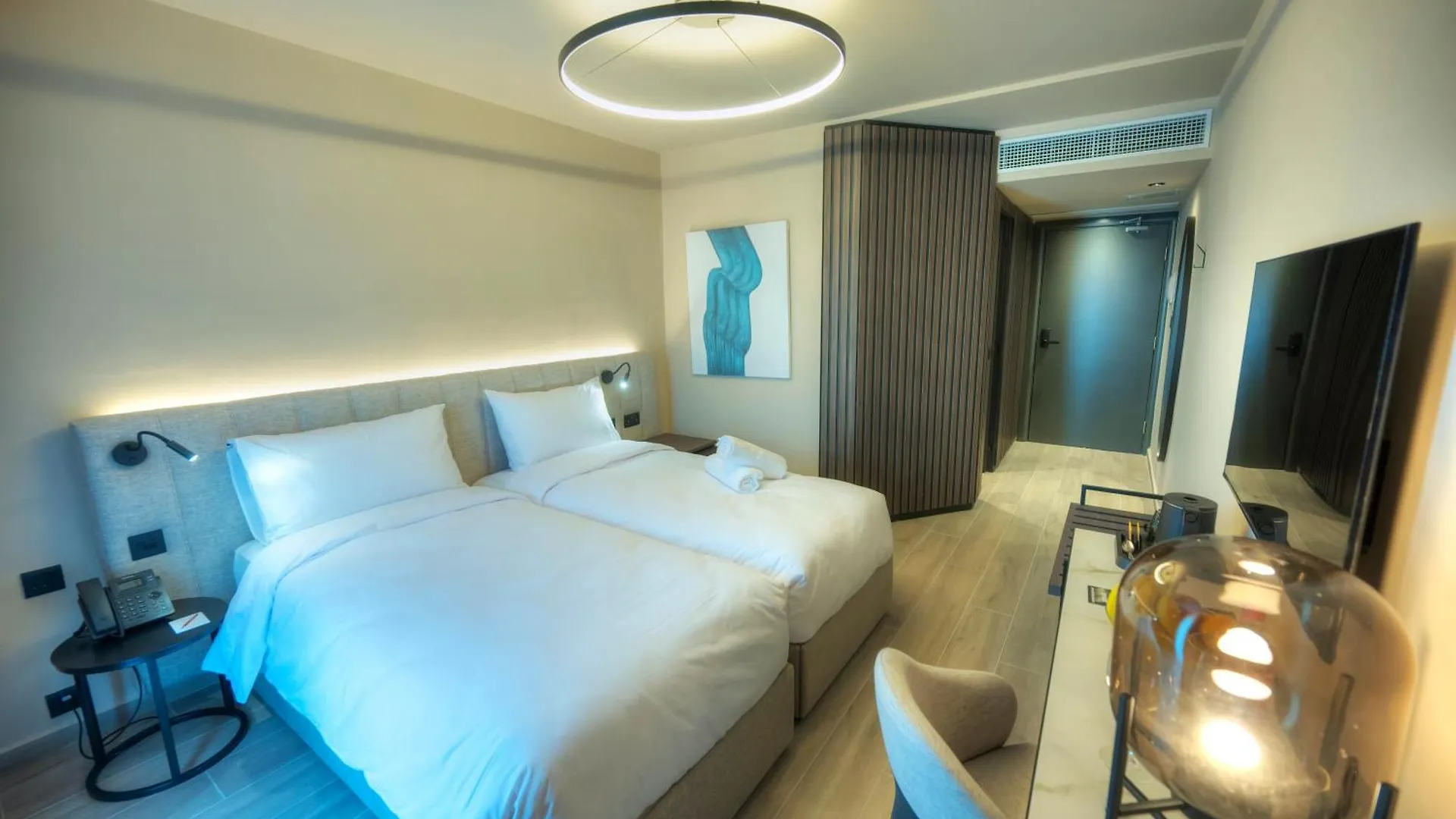 Aste Hotel San Ġiljan