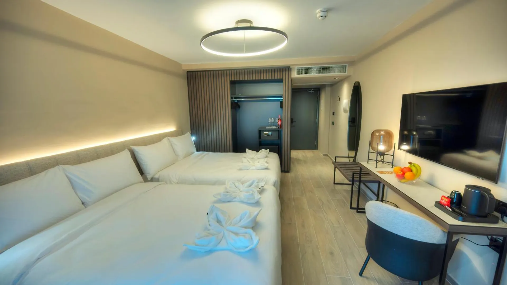 Aste Hotel San Ġiljan Malte